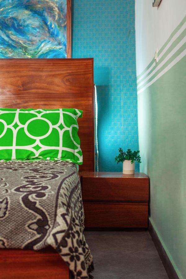 Palm Springs Bed & Breakfast Bed & Breakfast Limbe Exterior photo